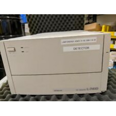 Hitachi L-7410 UV Detector